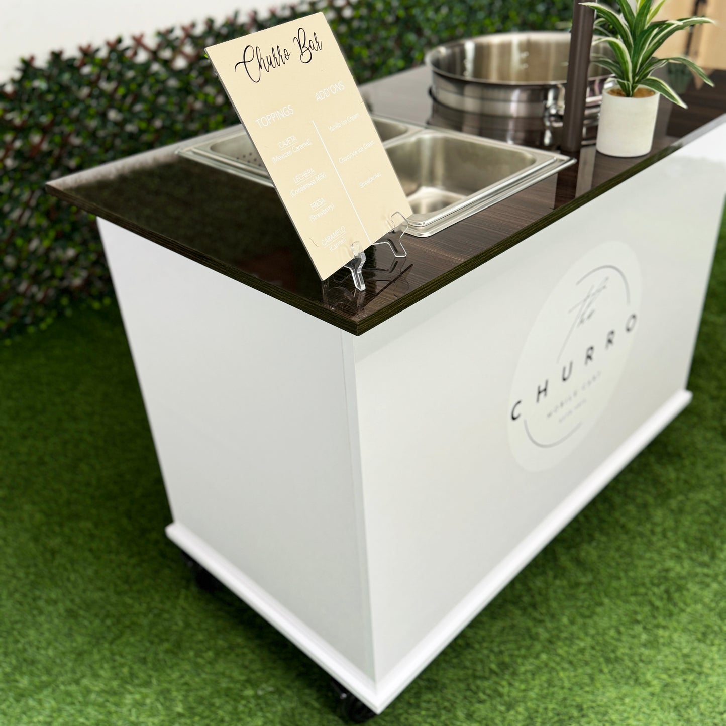 THE UNITE- CHURRO CART