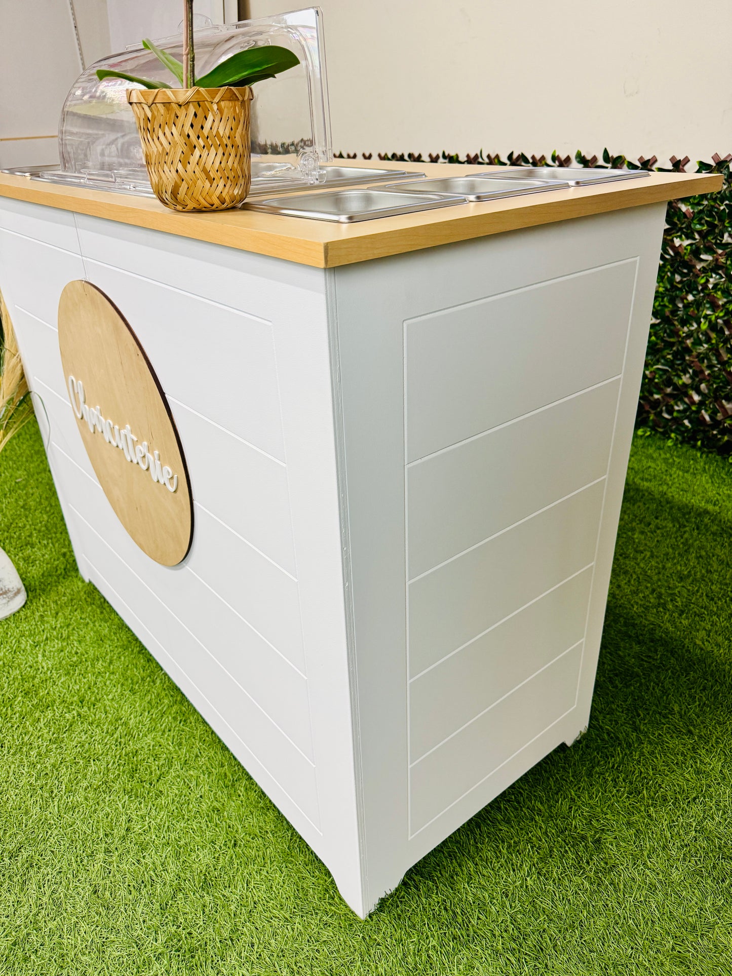 Ematik Foldable 4ft Charcuterie Catering Shiplap Table Collapsible Mobile Snack Bar Wooden Display-White